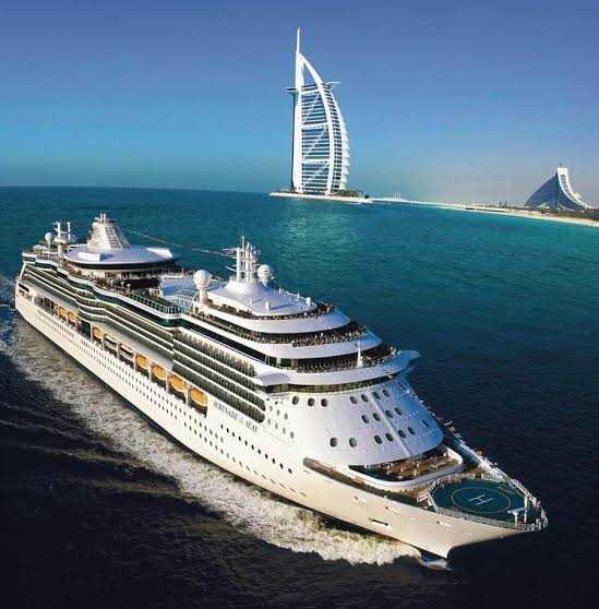 10 Exquisite Cruises from Dubai For Luxury on the Seas!