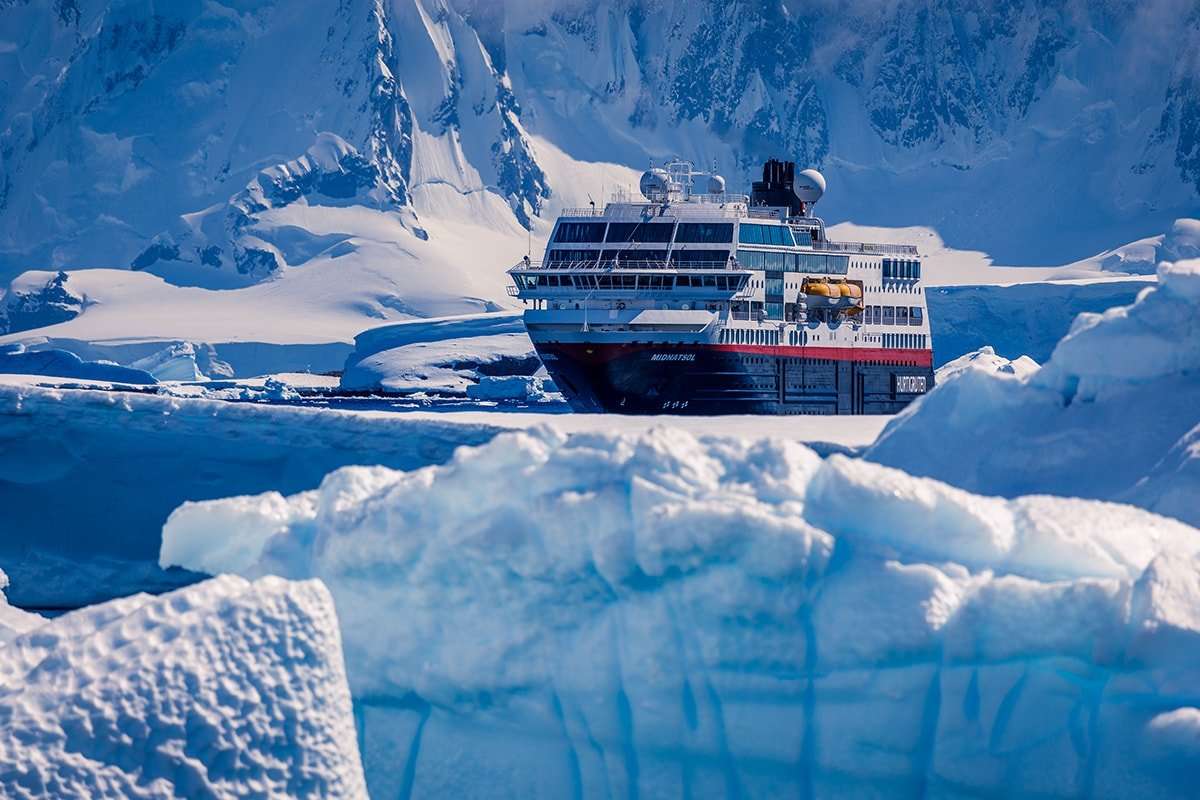 Antarctica Expedition Cruise with Buenos Aires