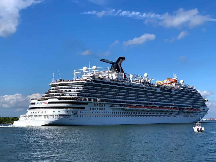 Carnival Cruise Line Vista, Breeze Heading to Galveston ...