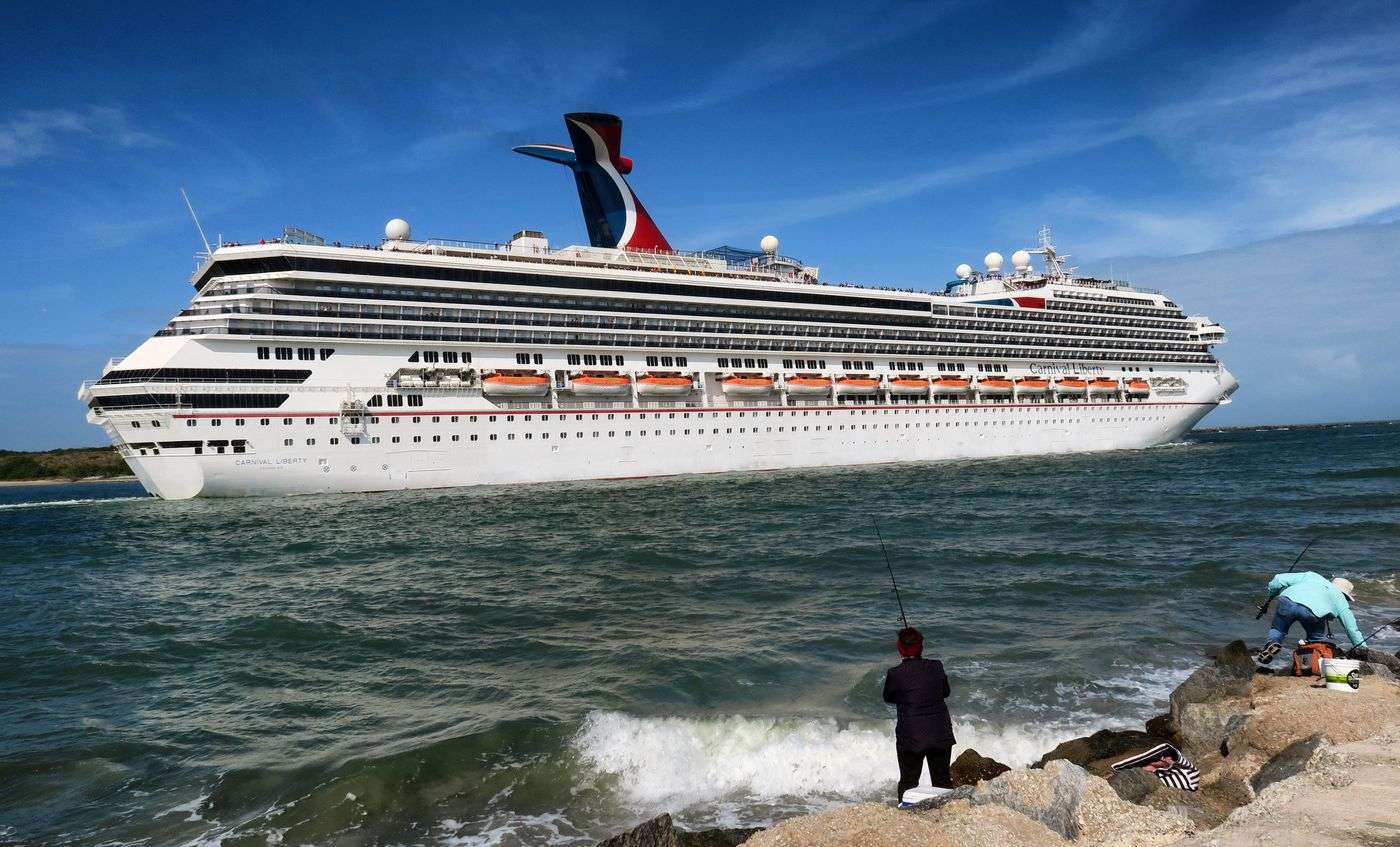 Carnival pulls plug on November cruises from Florida ...