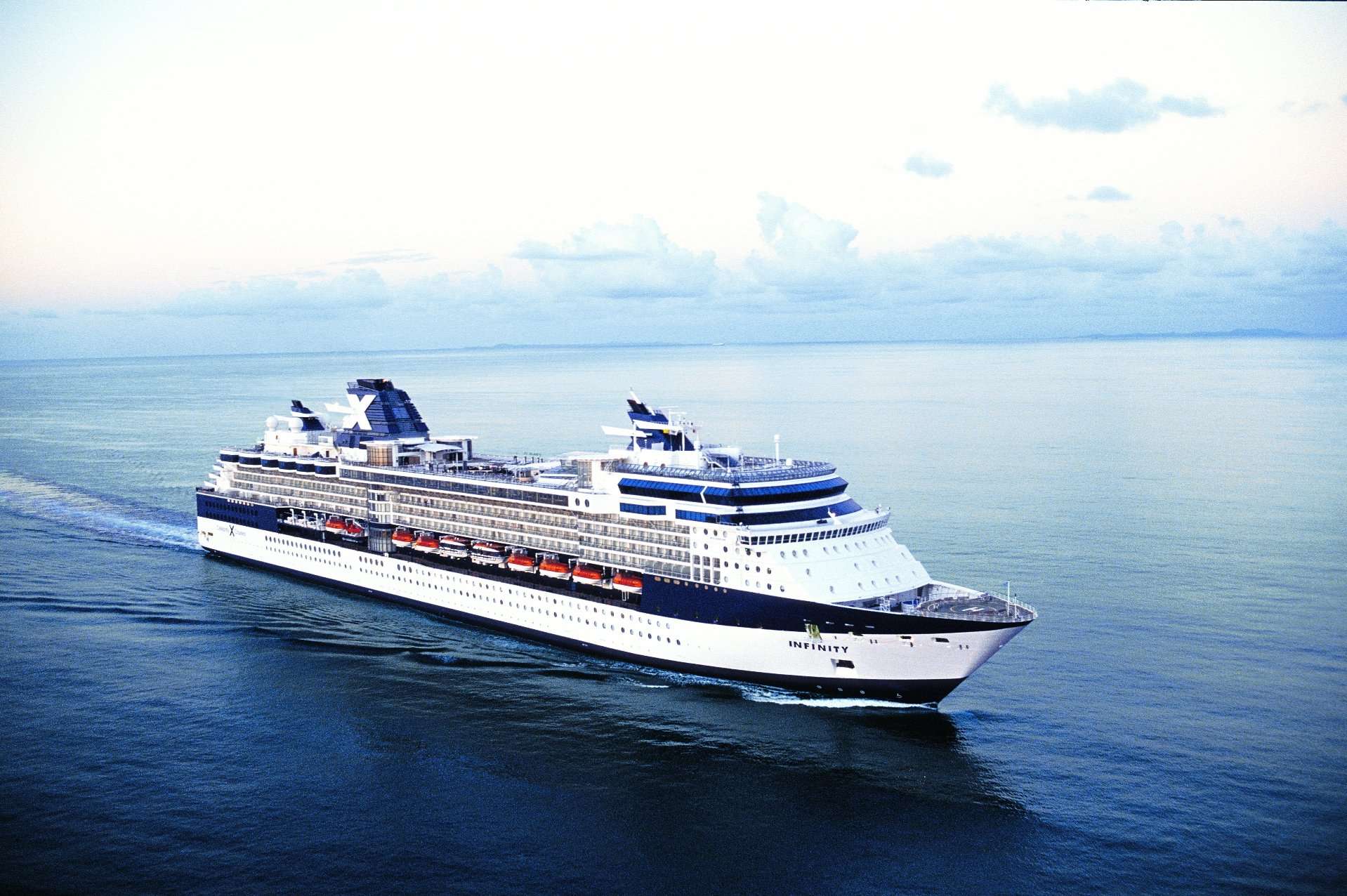 Celebrity Cruises releases huge annual " Wave"  deal