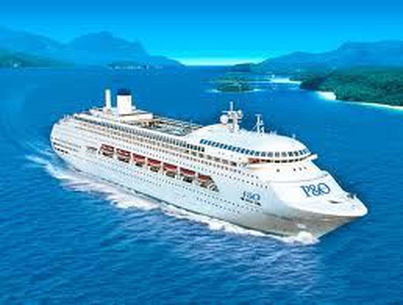 Cruise liner making call in Charleston