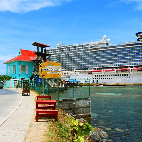 Cruise Ship Passengers Shore Excursions in Roatan Honduras