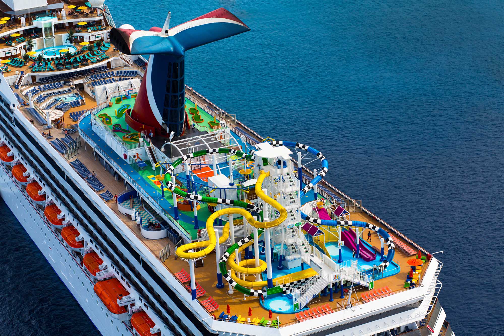 Family cruises on Carnival Cruise Line 2016