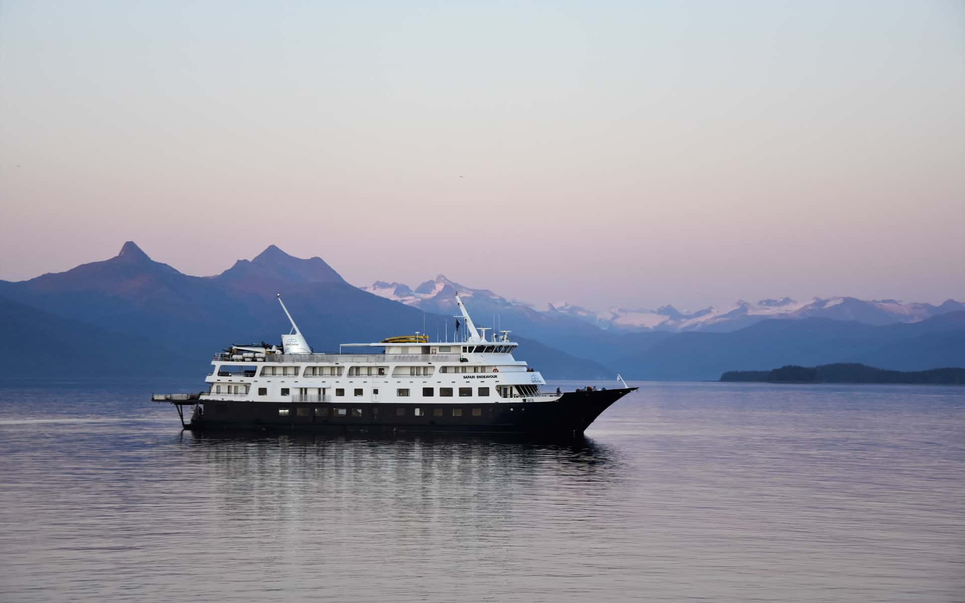 Find a Luxury Alaska Cruise