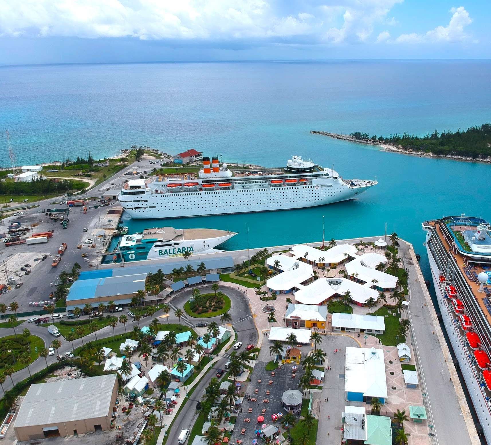 First Cruise Ship Returns To Freeport, Bahamas This Week