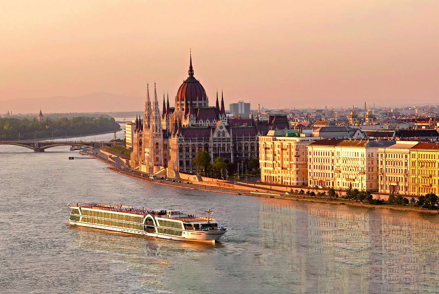 Grand Europe Amsterdam to Budapest River Cruise