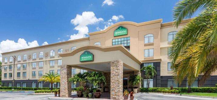 Hotels &  Vacation Rentals Near Orlando Cruise Port
