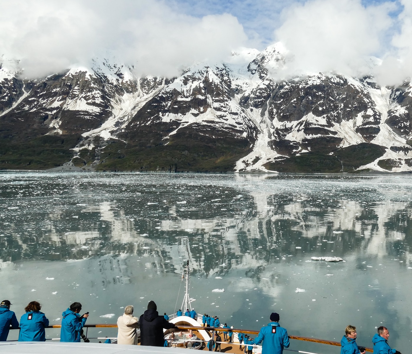Hubbard Glacier Cruise by Luxury Cruise Ship in Alaska