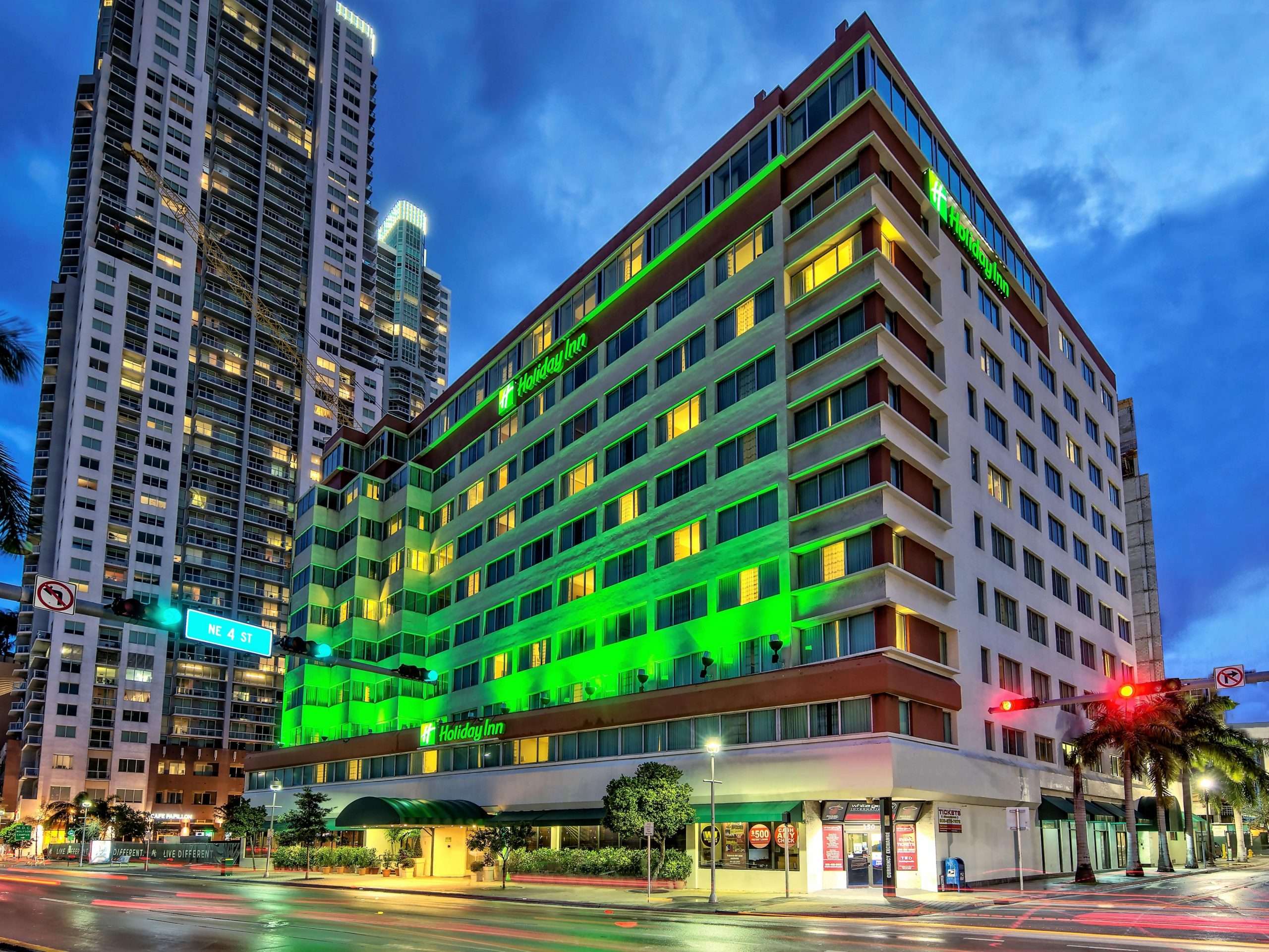 Promo [75% Off] Extended Stay America Miami Downtown Brickell Cruise ...