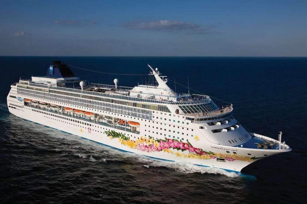 The 3 Largest Cruise Lines Can Now Take Tourists to Cuba ...