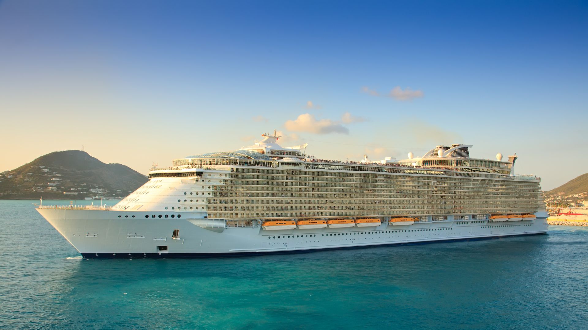 The 4 Cheapest Luxury Cruise Lines