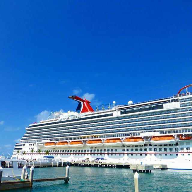 The back half of Carnival Breeze in Key West #cruisingdave #cruise # ...
