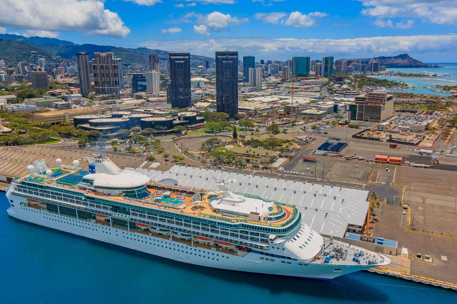 Where Do Cruise Ships Dock In Honolulu